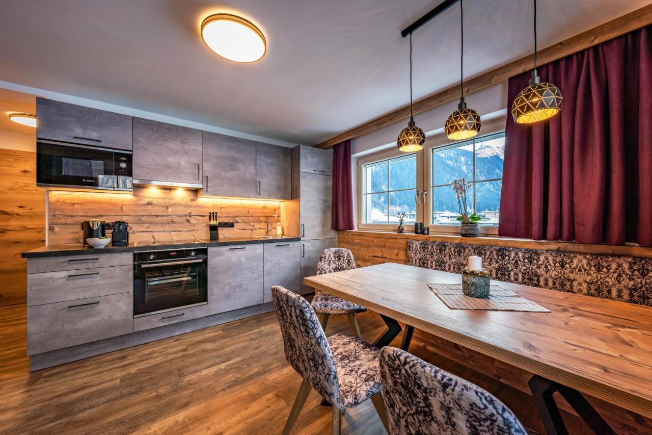 Gaestehaus Wiesengrund & Apart Sporer Mayrhofen Zewnętrze zdjęcie